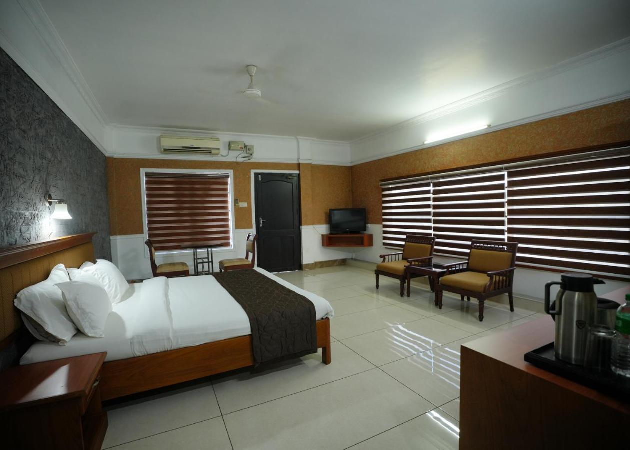 Hotel Maharani Pala 외부 사진